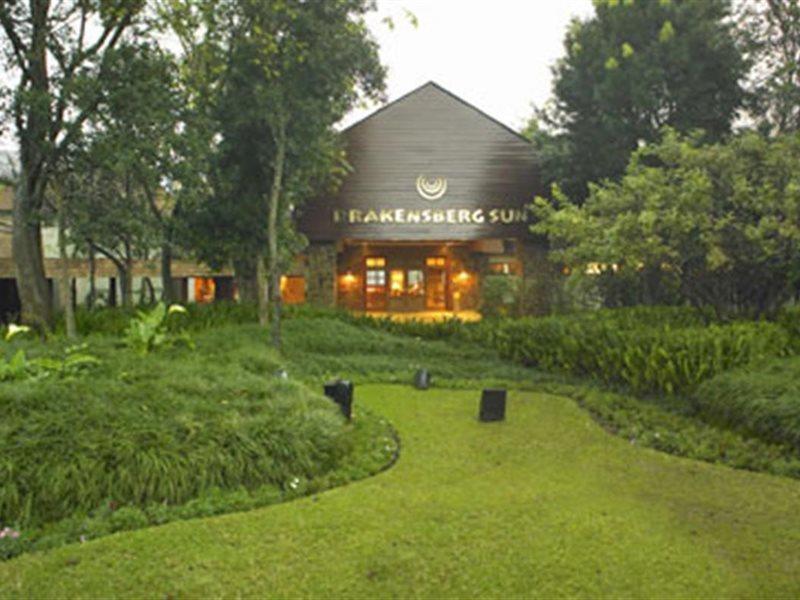 Drakensberg Sun Resort Champagne Valley Exterior photo